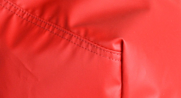  Strong wear resistance 